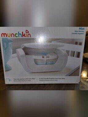 Munchkin White Wipe Warmer with Light Blue Accent